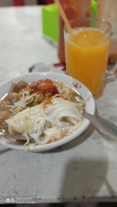 MIE AYAM BAKSO URAT&TELUR CAH WONOGIRI