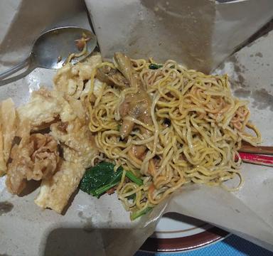 MIE AYAM BAKSO URAT&TELUR CAH WONOGIRI