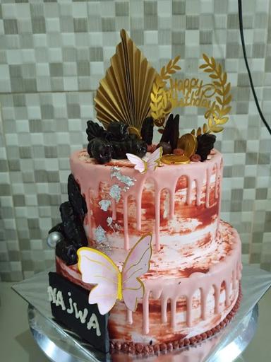 ANDINI CAKE