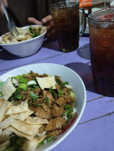 BAKSO GALIH 22 / MIE AYAM