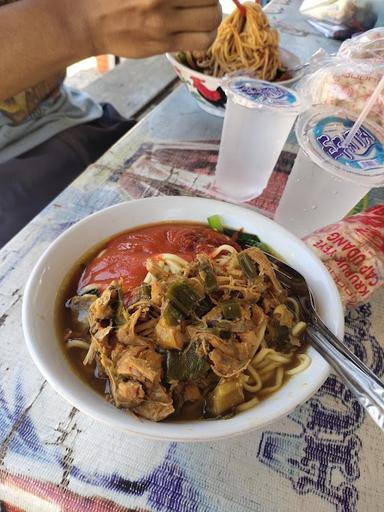 MIE AYAM CUNGKRING DUA PUTRA