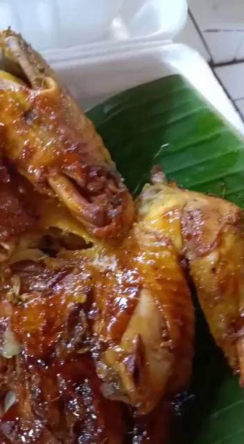 AYAM BAKAR MAMA ICHA TALAGA BESTARI