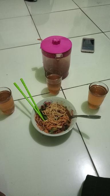 MIE AYAM BASO MAS AJI