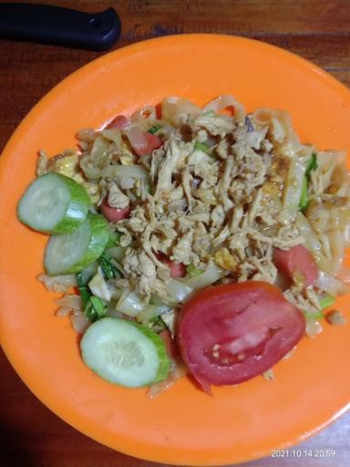 NASI GORENG AYAM SUWIR