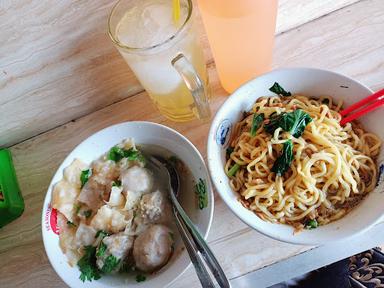 BAKSO MALANG SOPO NYONO