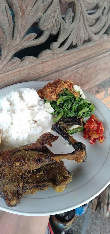 PEMANCINGAN PAK LIM & PEPES IKAN MAS