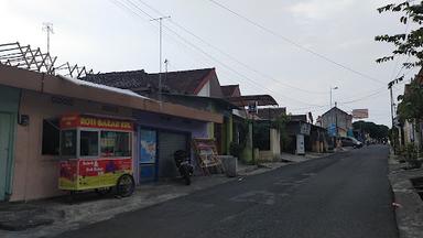 ROTI BAKAR DAN KEBAB KRL