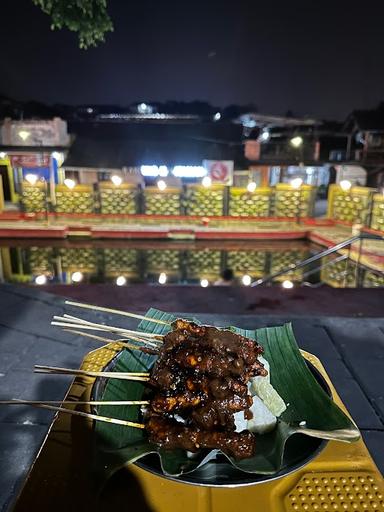 SATE SAPI NGISOR RINGEN KALITAMAN