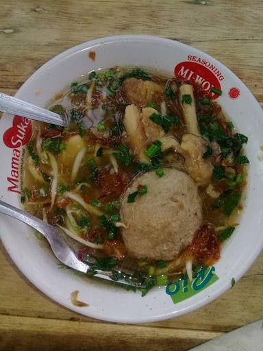 WARUNG BASO 212 GULAMPOK