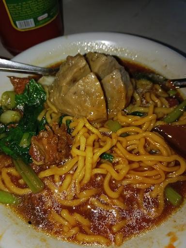 BAKSO DAN MIE AYAM 99