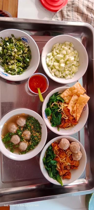 BAKSO&MIE AYAM LESTARI