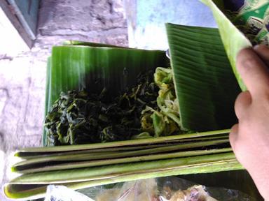 PECEL GAMBRINGAN MBAK YAYUK