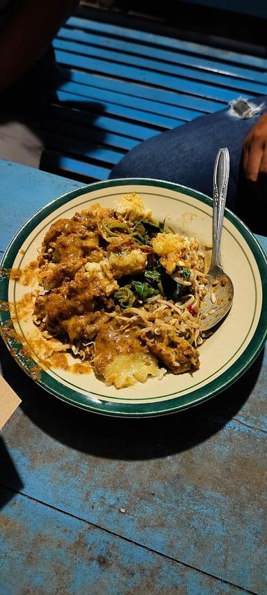 PECEL KAMAN