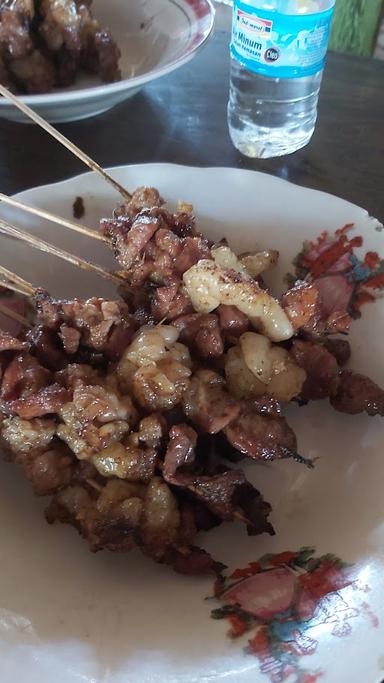 SATE KAMBING NIKMAT PAK SAHAL