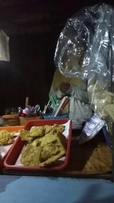 ANGKRINGAN DAN PAKET HEMAT MBAH MOH