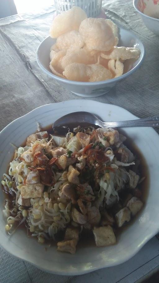 MIE AYAM BAKSO SAPI TAHU KUPAT BAROKAH