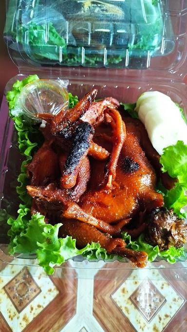 RUMAH MAKAN SOP AYAM & AYAM BAKAR P.WIDODO TRUCUK