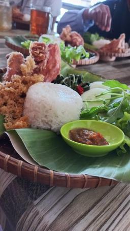 Photo's Waroeng Hawe Sego Wiwit Ayam Kampung