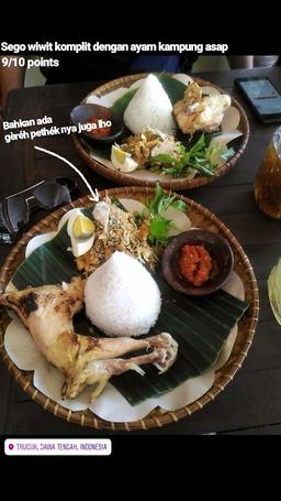 Photo's Waroeng Hawe Sego Wiwit Ayam Kampung