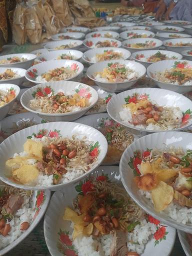 WARUNG SOTO AYAM KAMPUNG BU AMY (KHAS PACITAN)