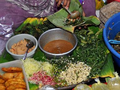 WARUNG PECEL PINCUK PATUNG