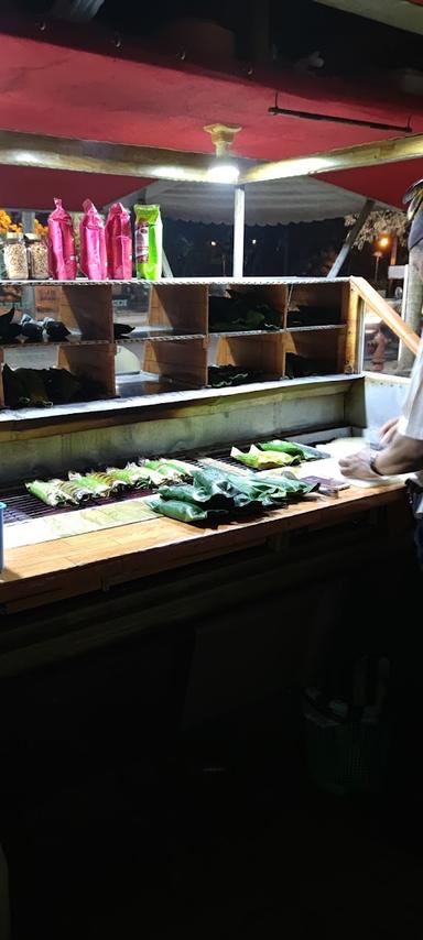 NASI BAKAR DAN JAGUNG SERUT SIMILIKITI