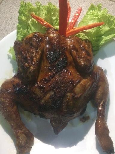 AYAM BAKAR RASA SINTA