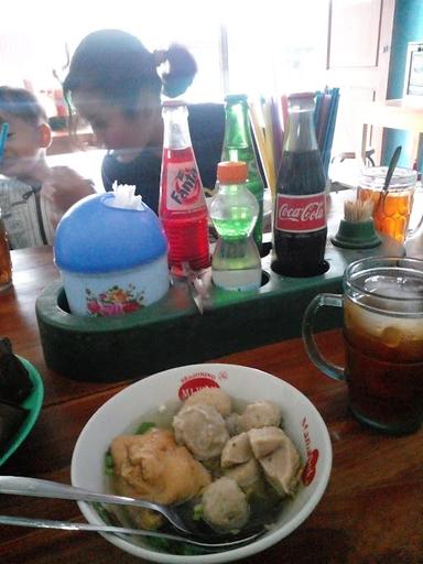 BAKSO SOLO GAJAH MUNGKUR PAK GIMIN