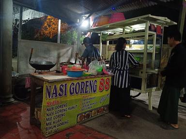 NASI GORENG 88 CAK TO