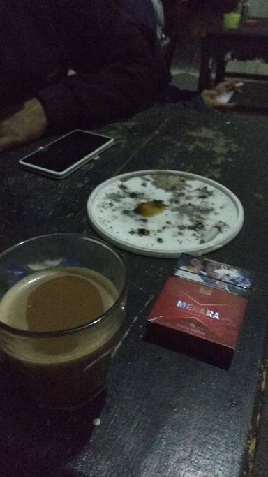 KEDAI KOPI JAHAT