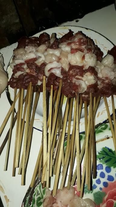 SATE KAMBING PAK HERI