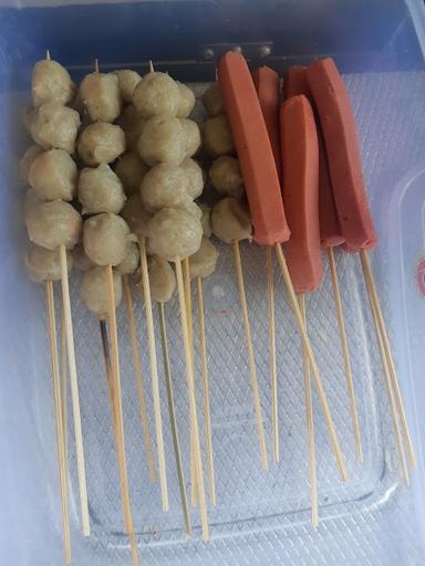 SOSIS BAKAR DAN TAKOYAKI SYAHIRA