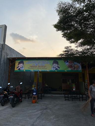 WARUNG BAKSO MIE AYAM MBAH BUYUT