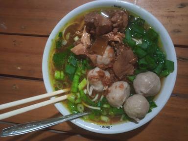 WARUNG MIE AYAM & BAKSO DIDIK PROJO