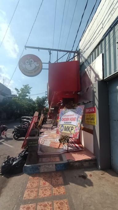 CHICKEN HOME TULUNGAGUNG