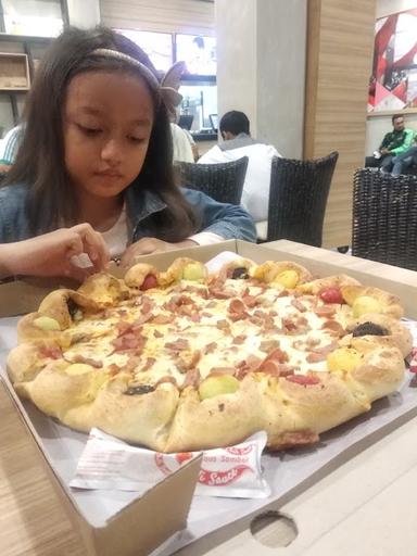 PIZZA HUT DELIVERY - PHD INDONESIA