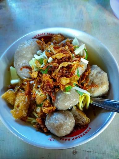 BSL BAKSO SOLO LARASATI