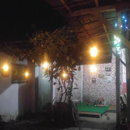 KEDAI KAMPUNG