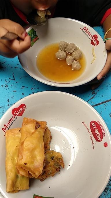 BAKSO KERIKIL KEBONSARI BPK. TIMBUL