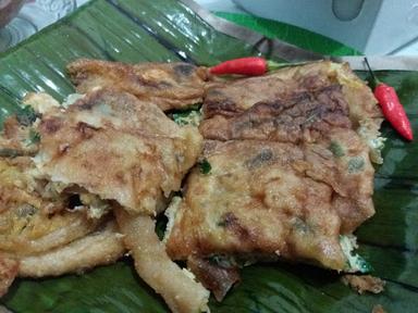 MARTABAK TUMPANG DEKAT ALFAMART