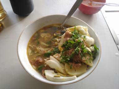 SOTO AYAM KAMPUNG KEBONSARI