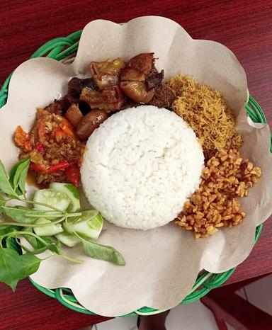 WARUNG NASI SEGO BABAT TUMPANG