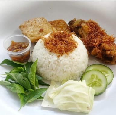 WARUNG NASI SEGO BABAT TUMPANG