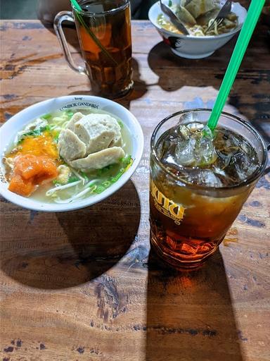 MIE AYAM & BAKSO NDORO DONGKER