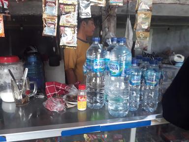 WARUNG ES DAN GORENGAN PAK BIBIT