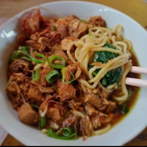 BAKSO DAN MIE AYAM GOYANG LIDAH