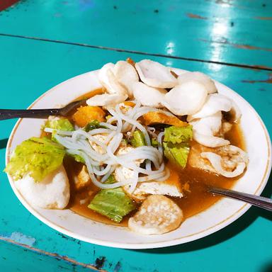 LAMONGAN CHICKEN SOTO