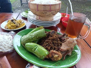 WARUNG PAK UNTUNG SANAN REJO