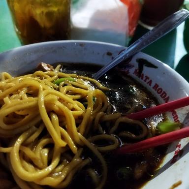 MIE AYAM & BAKSO PAK SURO