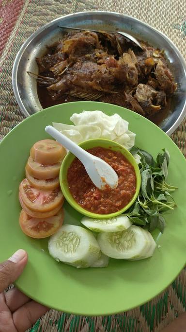 TONGSENG IKAN PAK ISTIONO